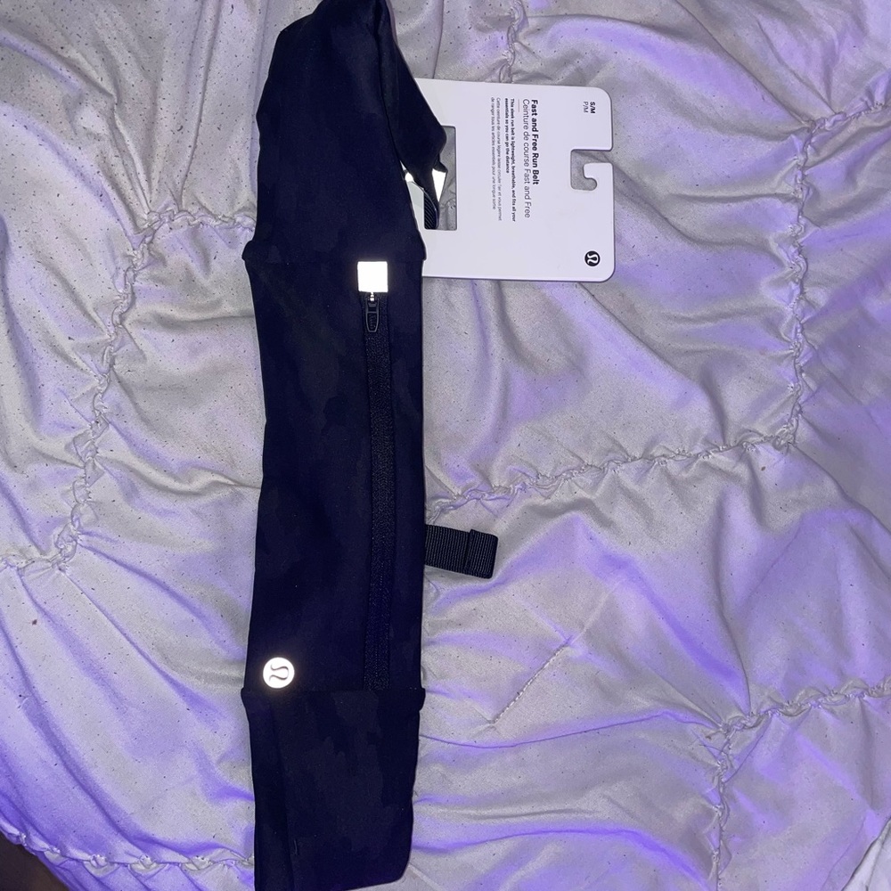 Lululemon fast and free running belt